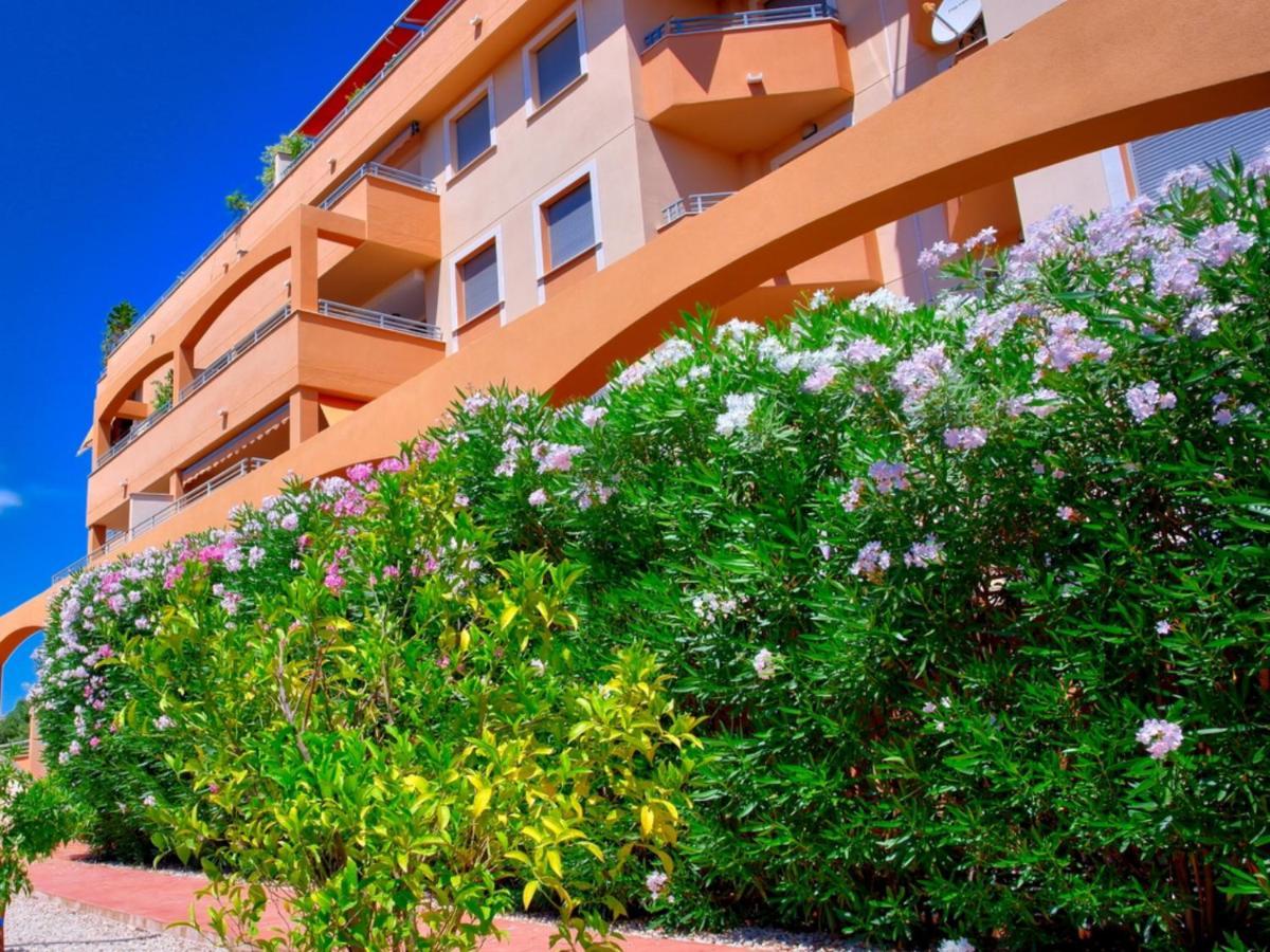 Denia Deluxe Beach & City ภายนอก รูปภาพ