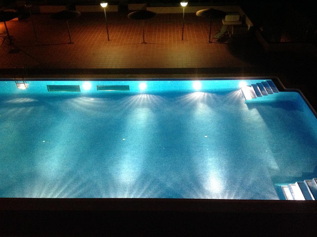 Denia Deluxe Beach & City ภายนอก รูปภาพ